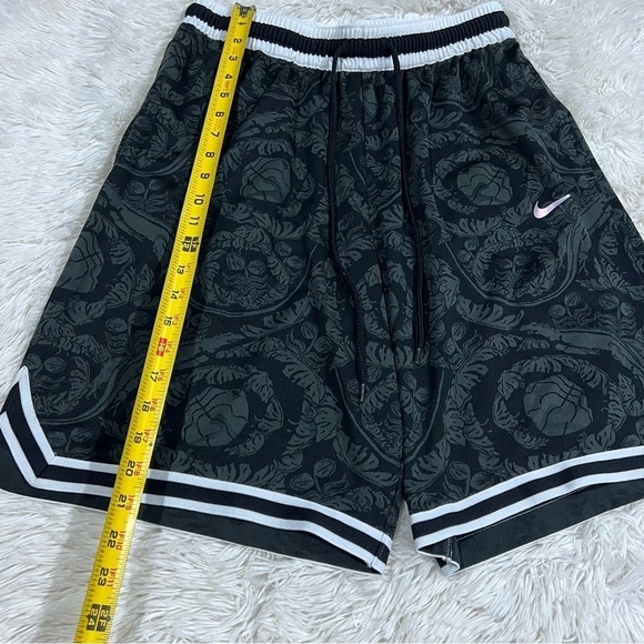 Nike Mens Dri-FIT DNA Floral Basketball Shorts Large - Picture 9 of 16